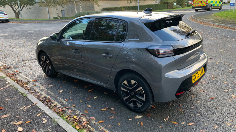 Peugeot 208 1.2 Hybrid 110 Allure 5dr e-DSC6 Petrol Hatchback